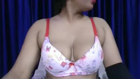 poojalady online show from 02/14/26, 02:08