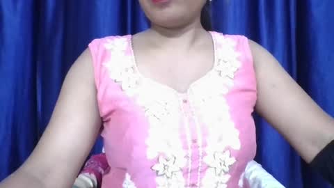 Snapshot of poojalady chatting on 07/10/26, 04:53 poojalady online show from 07/10/26, 04:53