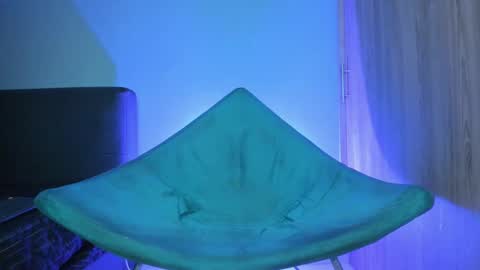 johnatan online show from 02/12/25, 02:35