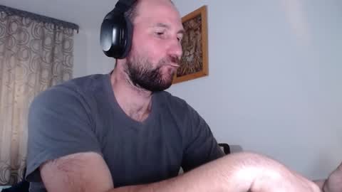 Snapshot of popadosik_mod chatting on 03/03/26, 10:43 Popadosik mod online show from 03/03/26, 10:43