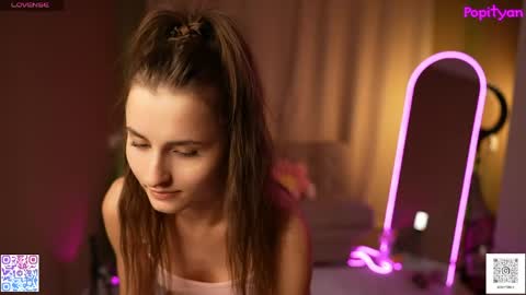 Louise  see you on December 1  at 2200 UTC3 online show from 05/26/26, 10:22