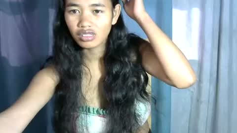 Snapshot of poppy_kelley chatting on 05/30/26, 05:59 Lilly online show from 05/30/26, 05:59