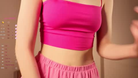 Agnes online show from 11/11/25, 09:26