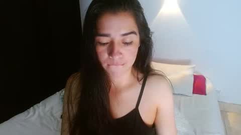 porcelainlux online show from 04/11/26, 11:31