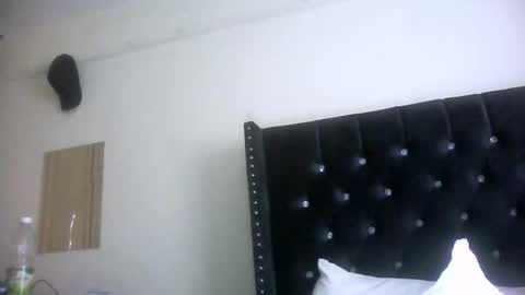 THE AMAZON DICK online show from 10/31/25, 09:10