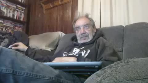 Snapshot of porkingit400 chatting on 02/16/25, 11:16 porkingit400 online show from 02/16/25, 11:16