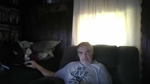 Snapshot of porkingit400 chatting on 09/15/25, 12:38 porkingit400 online show from 09/15/25, 12:38