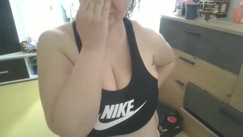 Snapshot of pornbusty chatting on 05/07/26, 06:52 MelissOfficial online show from 05/07/26, 06:52