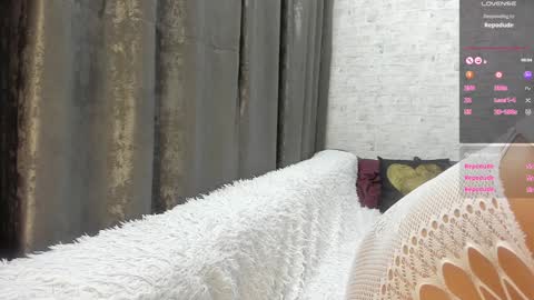 Viki Di online show from 12/25/24, 02:35