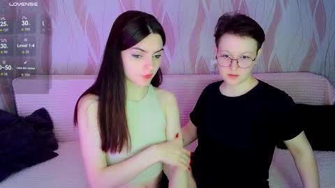 Ana and Tati online show from 11/24/25, 07:46