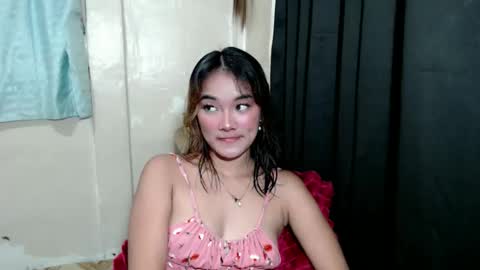 Snapshot of pornstar_kia chatting on 05/14/26, 11:06 pornstar_kia online show from 05/14/26, 11:06