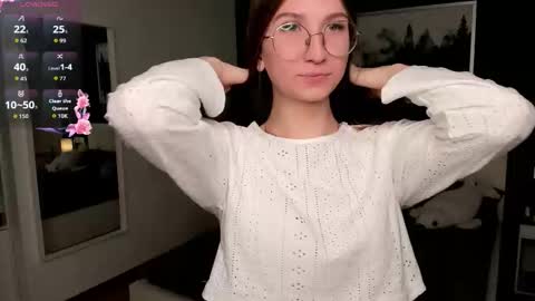 Elizabeth online show from 09/12/25, 07:14