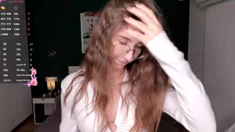 Elizabeth online show from 02/13/26, 07:21