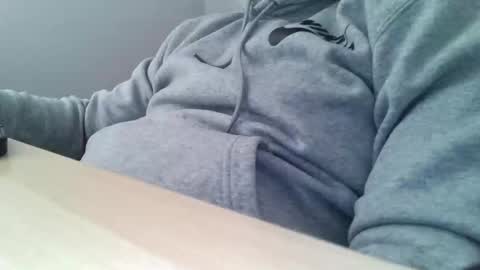 porw23 online show from 02/05/25, 07:39