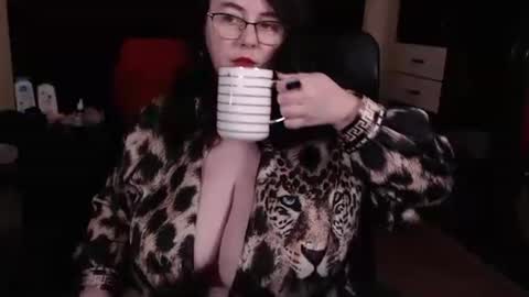 PoshMistres    online show from 12/18/25, 08:04