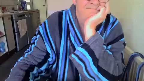 poshman65 online show from 10/26/25, 10:10