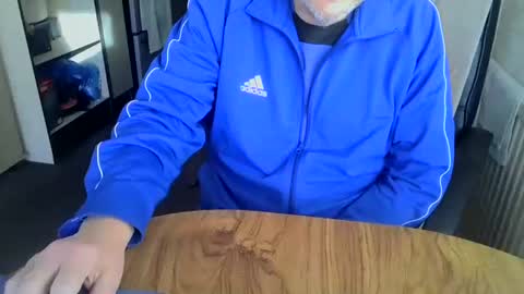 Snapshot of poshman65 chatting on 02/16/26, 09:16 poshman65 online show from 02/16/26, 09:16