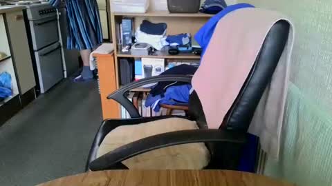 Snapshot of poshman65 chatting on 02/19/26, 12:01 poshman65 online show from 02/19/26, 12:01