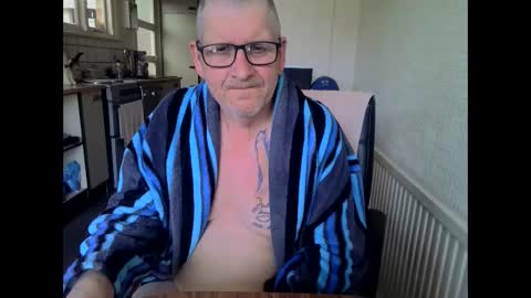 poshman65 online show from 05/22/26, 08:42