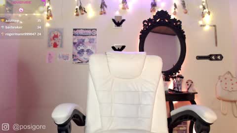 Anna Goth independient model online show from 12/19/24, 09:38