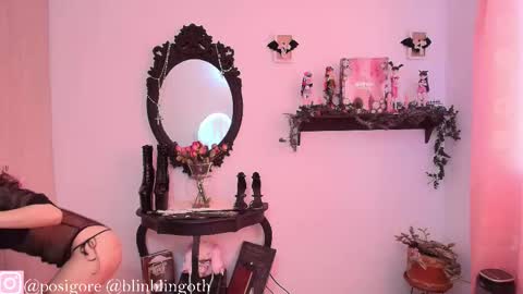 Anna Goth independient model online show from 02/04/26, 10:15