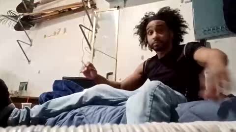 Snapshot of poundgame0710 chatting on 02/19/26, 08:27 PipeLayerPlayer007 online show from 02/19/26, 08:27