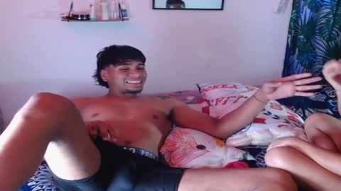 ALEX Y ALEXA online show from 02/05/26, 04:17