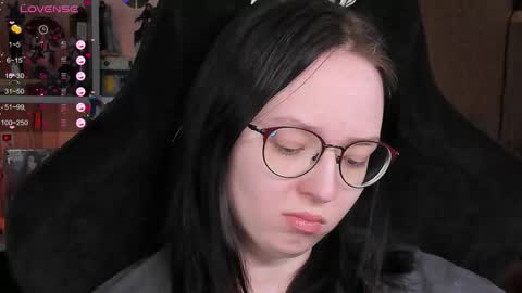 Robyn online show from 03/23/26, 05:28