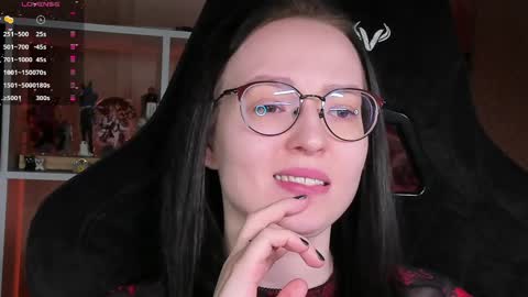 Robyn online show from 04/04/26, 11:08