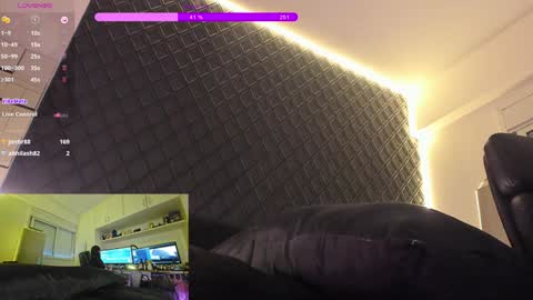 Ravena Rozz online show from 02/02/25, 09:08