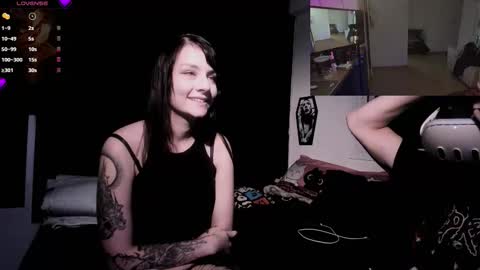 Ravena Rozz online show from 01/08/26, 01:52