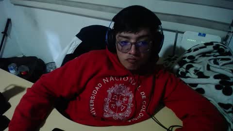 powerfulzeus2 online show from 09/22/25, 01:18