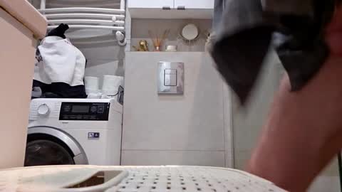 Snapshot of powermute22 chatting on 11/19/25, 08:14 Big Dick online show from 11/19/25, 08:14