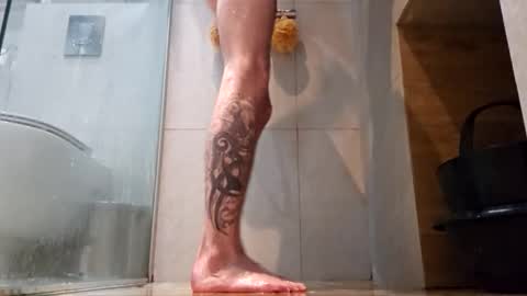 Snapshot of powermute22 chatting on 12/22/25, 06:54 Big Dick online show from 12/22/25, 06:54