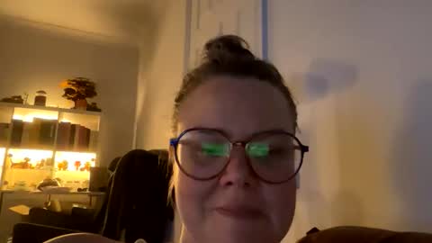 Snapshot of ppriestess chatting on 05/23/26, 10:25 ppriestess online show from 05/23/26, 10:25