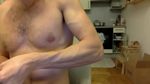 Snapshot of ppspider chatting on 12/05/24, 12:19 Peter online show from 12/05/24, 12:19