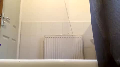 Snapshot of pr3ttyxlu5h chatting on 01/05/25, 10:53 pr3ttyxlu5h online show from 01/05/25, 10:53