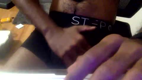pradoman1234 online show from 12/16/25, 08:08