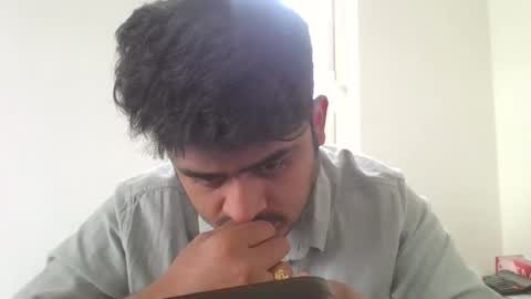 Snapshot of praveen100797 chatting on 01/17/25, 09:28 praveen100797 online show from 01/17/25, 09:28