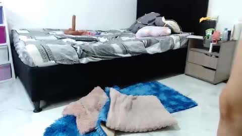 Snapshot of preciosa15 chatting on 05/29/26, 02:53 Dahiana. online show from 05/29/26, 02:53