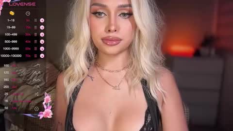 Snapshot of precious_amber69 chatting on 10/29/25, 12:57 Oh my Amber online show from 10/29/25, 12:57