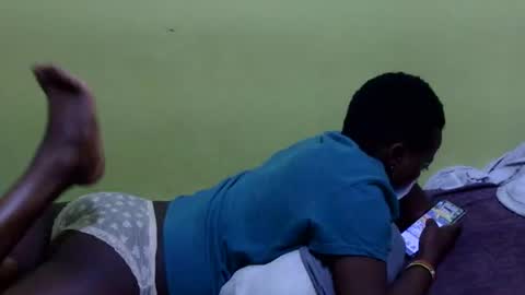 precious_nesh online show from 09/09/25, 06:29