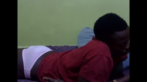 precious_nesh online show from 11/27/25, 04:58