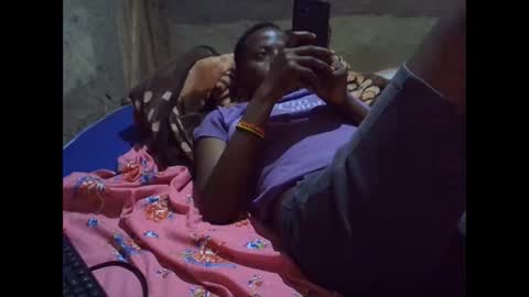 Snapshot of precious_nesh chatting on 06/09/26, 10:27 precious_nesh online show from 06/09/26, 10:27