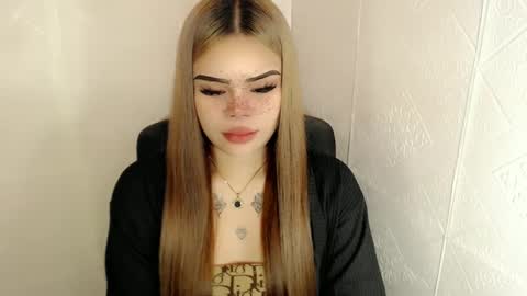 MAXXINE online show from 03/08/25, 10:24