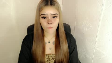 MAXXINE online show from 03/09/25, 04:27