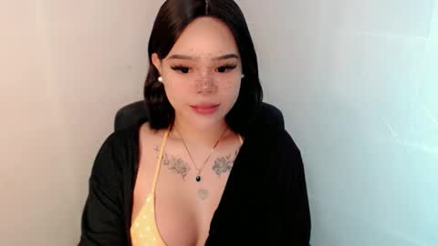 MAXXINE online show from 11/11/25, 11:21