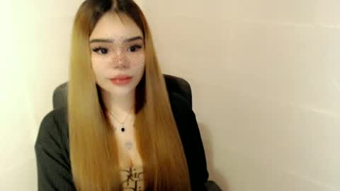 Snapshot of preciousangel69xxx chatting on 05/08/26, 03:12 MAXXINE online show from 05/08/26, 03:12