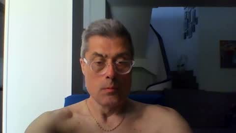 Snapshot of prendimisubito chatting on 06/14/26, 09:33 prendimisubito online show from 06/14/26, 09:33