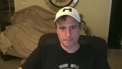 Snapshot of preppyguyintokink1 chatting on 05/06/26, 08:36 preppyguyintokink1 online show from 05/06/26, 08:36